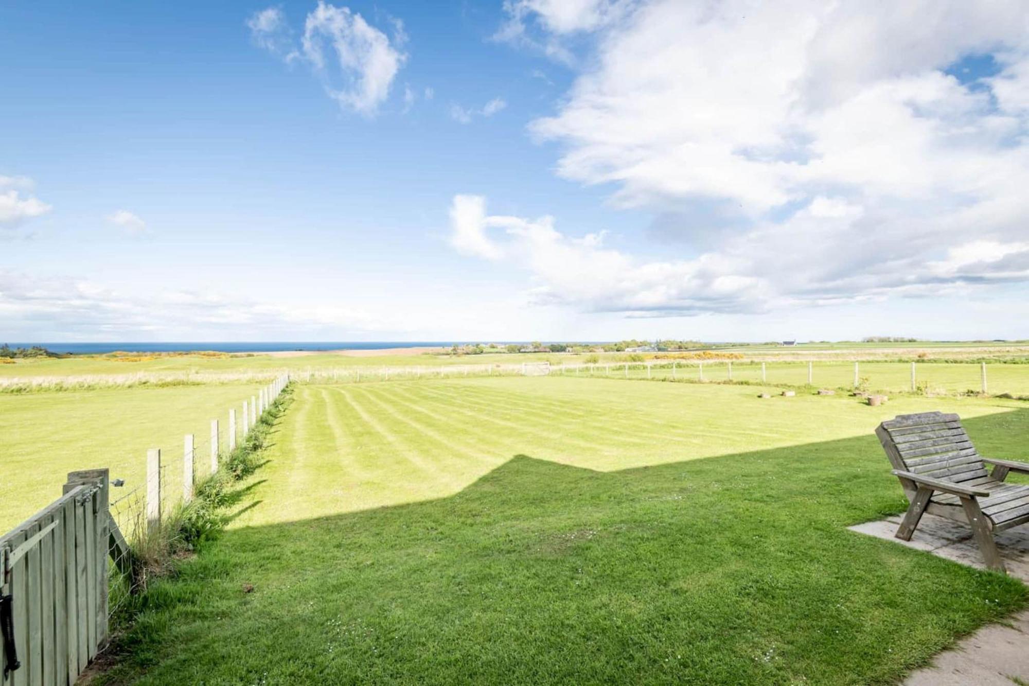 Bell Rock Cottage - Sleeps 4 - Large Garden St Andrews Exterior photo